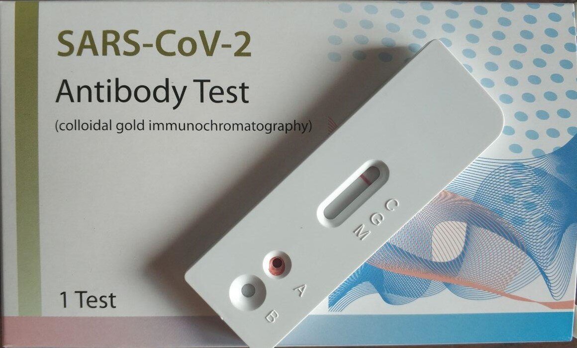 Коробка теста и пластина с результатами