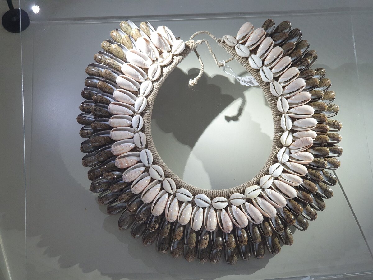 Бусы из музея в Калининградской области (© Новое Турне)