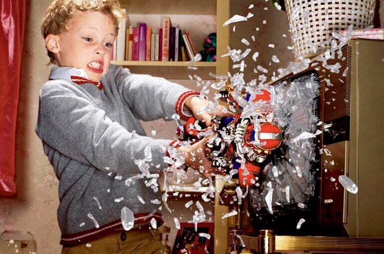 Важно обеспечить безопасную среду, чтобы ребенок не пострадал.  Фото: g0.sunmag.me