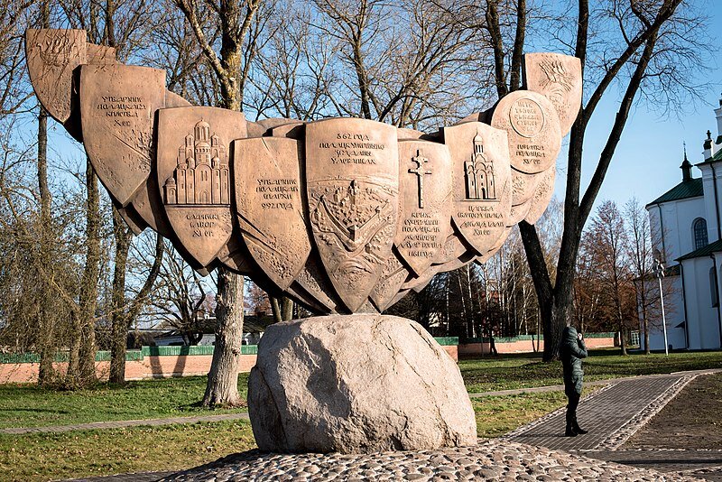 История Полоцка в камне