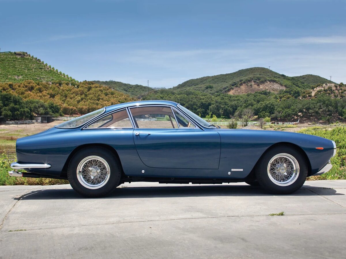 Феррари 250 gt lusso красный