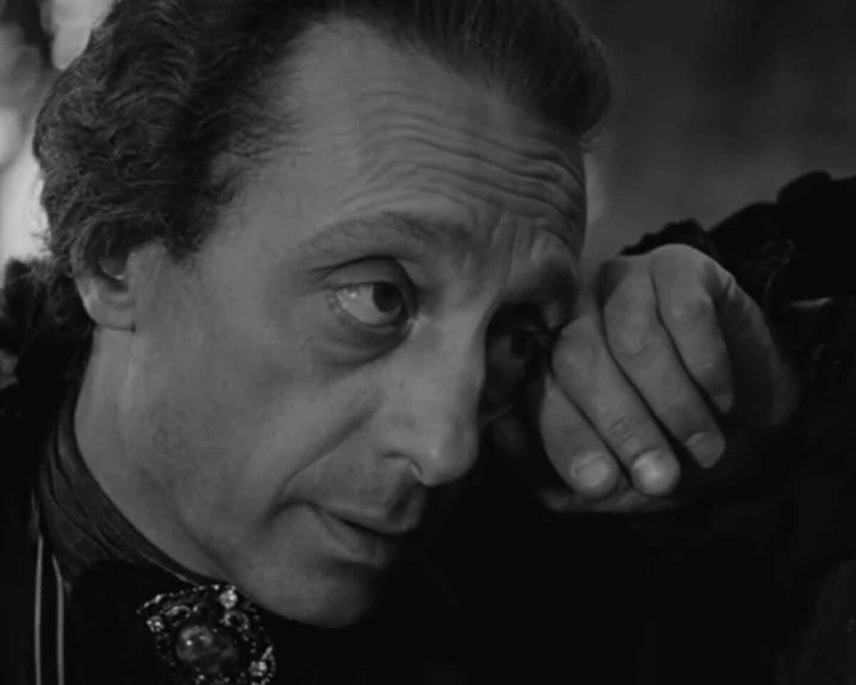 Экранный образ графа Калиостро. Х/ф «Формула любви». Источник: YouTube