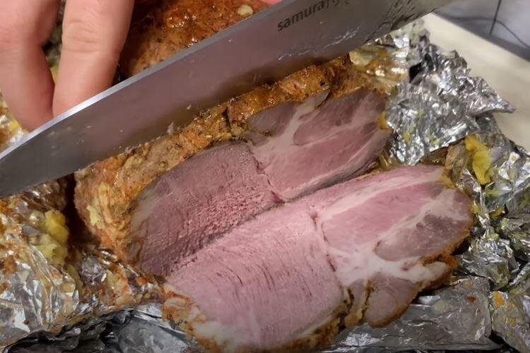 Мясо по этому рецепту почти невозможно пересушить даже новичкам.