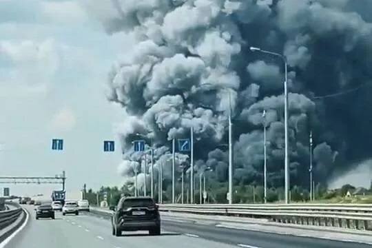    СК: склад Ozon мог сгореть из-за короткого замыкания