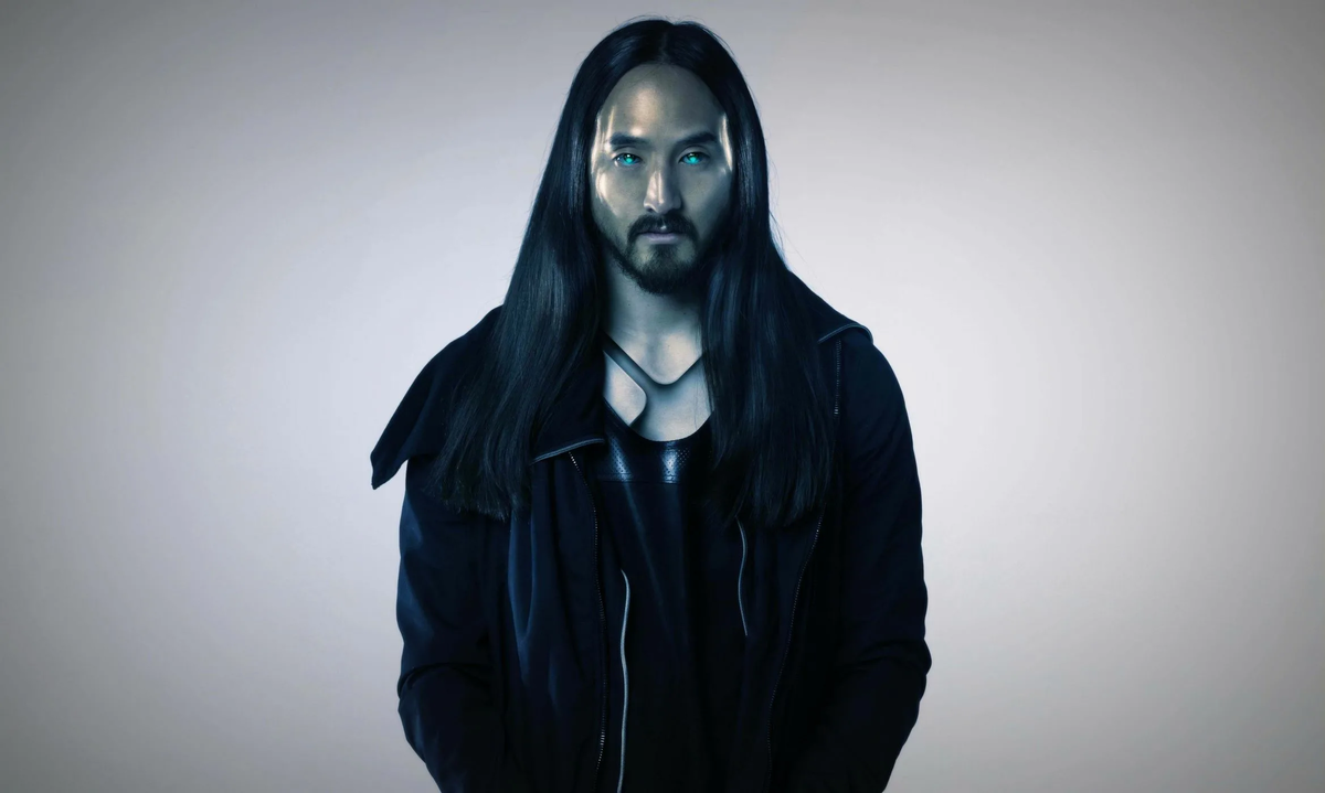 Steve aoki voices in my head. Стив Аоки. Steve Aoki Brrrat!. Стив Аоки фото. Steve Aoki 90ы.