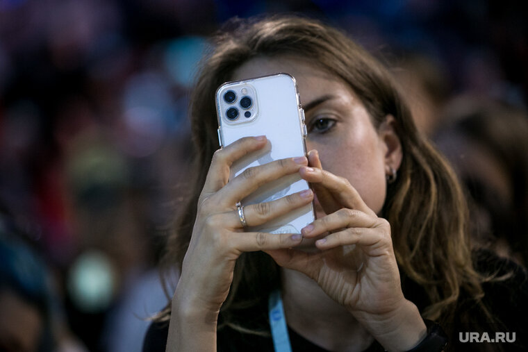    Хакеры взламывают авиарежим на iPhone