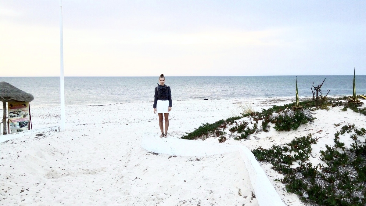 Жить не страшно...странно жить без тебя