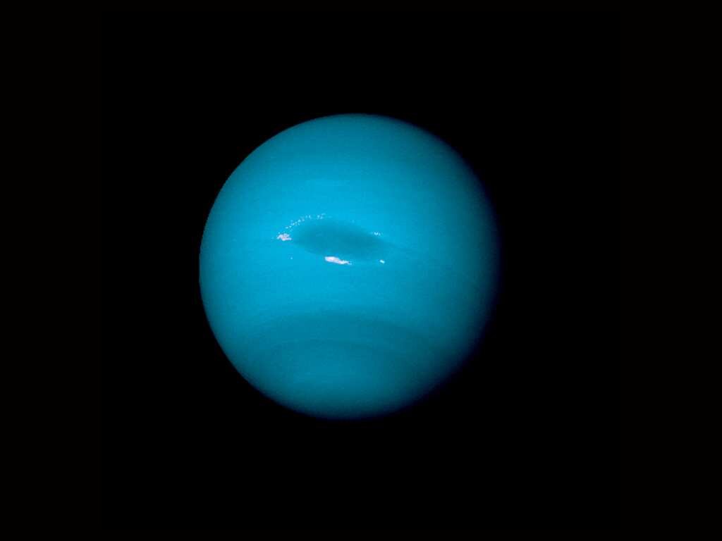 Маленький нептун. Нептун (Планета). Уран и Нептун планеты. Нептун голубая Планета. Нептун водяная Планета.