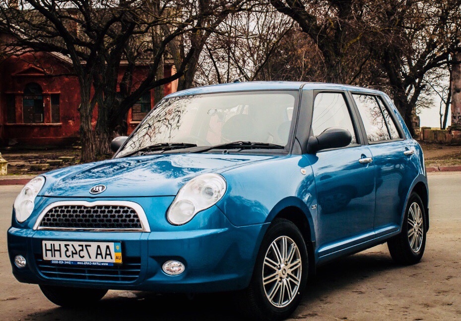 Lifan Smily, китайский автомобиль, хэтчбек.