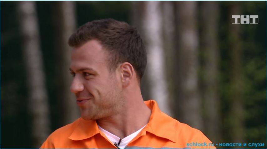 Возникает вопрос, а способен ли уставший от постоянных повторов дурачеств Валерон найти новые отношения на телестройке? Регулярные попытки флирта то с Анной Брянской, то с Ольгой Черновой, то с Анастасией Стецевьят, говорят о его попытках выбора или о нежелании строить отношения вообще.

Не случайно же Блюменкранц в дневном эфире 13.05.2019 прямо заявляет Ольге Орловой, что ищет спутницу жизни, а не проектную партнершу. Или лукавит Блюм и просто отрабатывает с девушками свое присутствие на проекте Дом 2?
