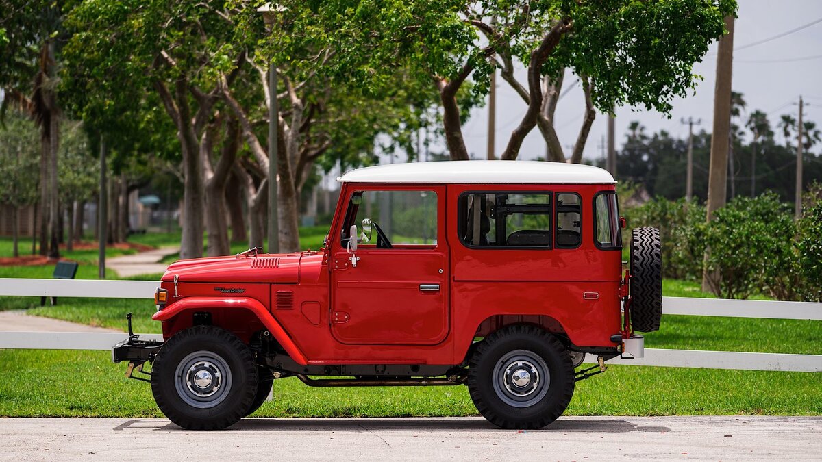 Toyota Land Cruiser fj40 SEMICAB