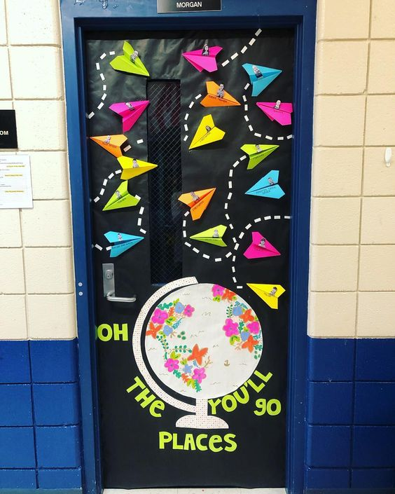 картинка по запросу new year school door decoration