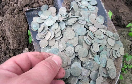 Несите скорее к нам в отделение полиции, это не ваше, гражданин Иванов