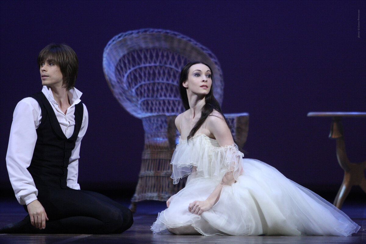 Артем Овчаренко и Ольга Смирнова в балете "Дама с камелиями"
