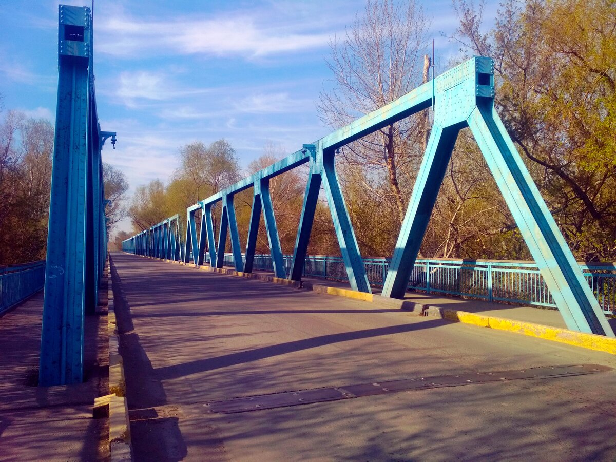 Мост семее