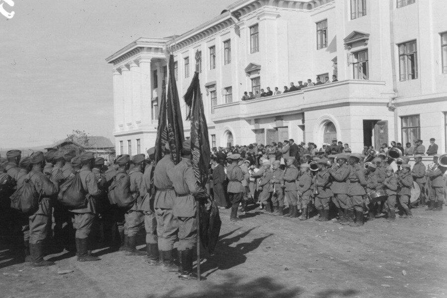 Тувинские добровольцы отправляются на фронт