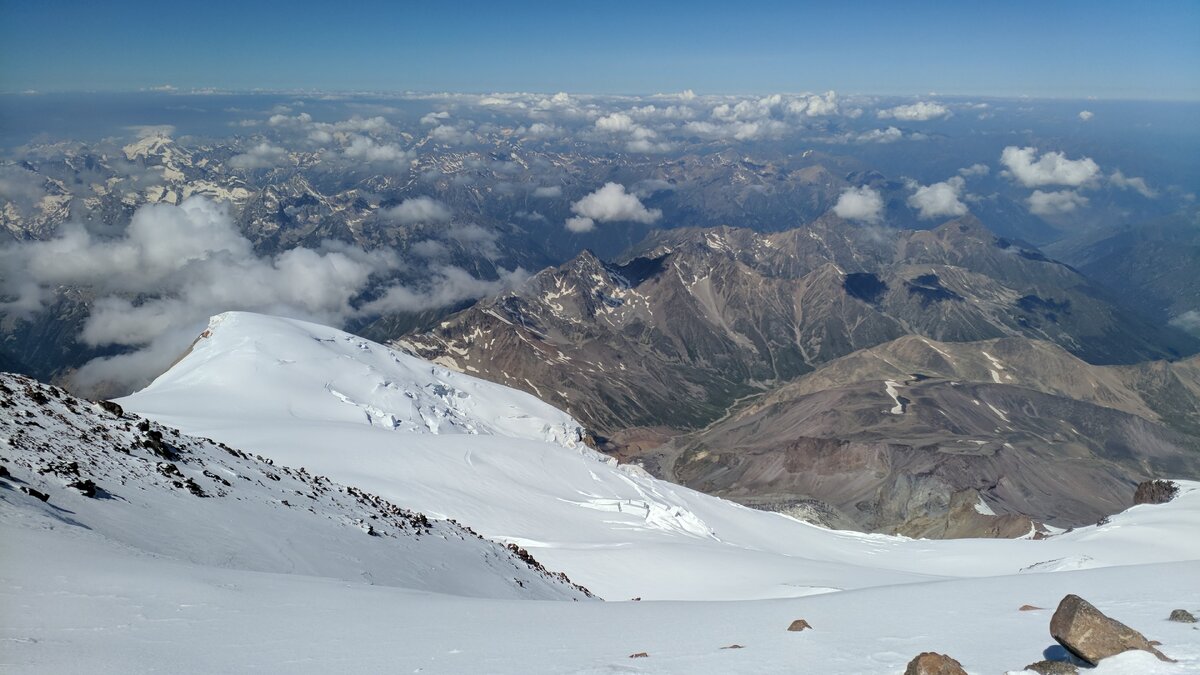 на вершине Эльбруса