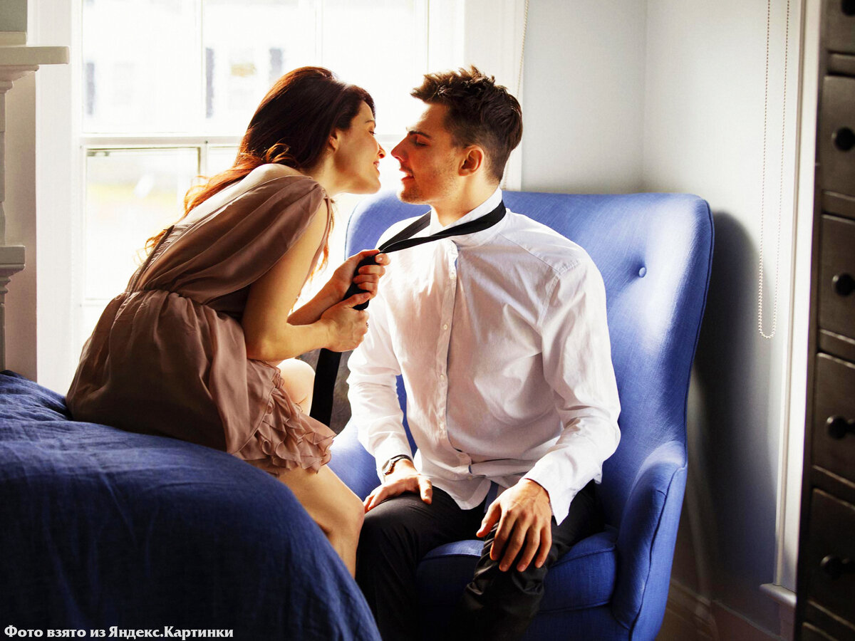 Студентка, одногруппница, друзья, знакомство, отношения, знаки внимания, любовь