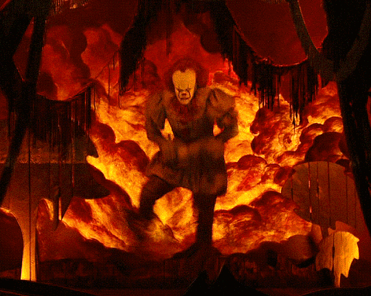 Сложно подобных моментов пугаться. Жутко да. Но не страшно.