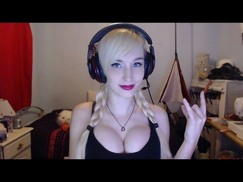 то чем зарабатываем на жизнь данные люди )