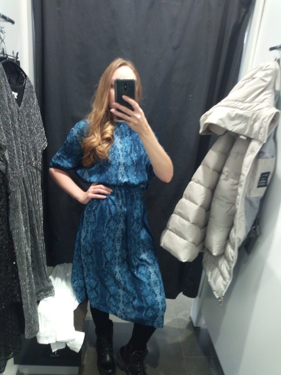 Платье 2499р.