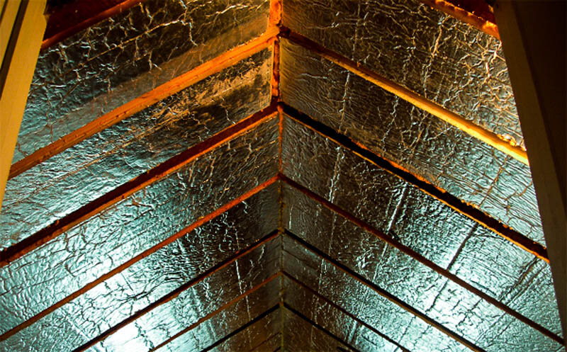 Как правильно утеплить потолки в квартире?