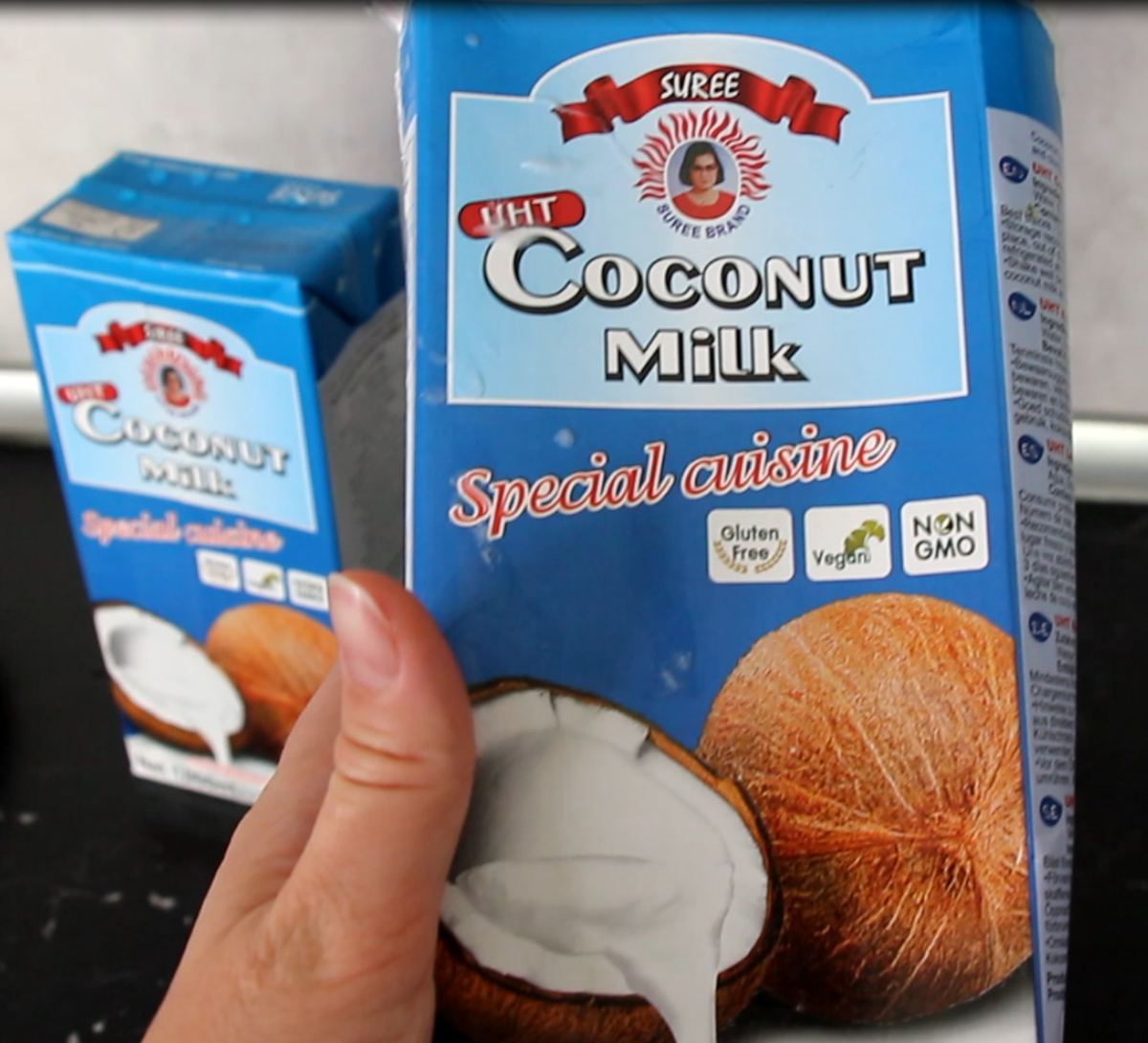 Натуральное кокосовое молоко