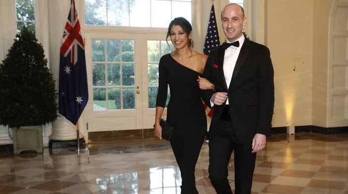 Положительный результат на коронавирус у Кэти Миллер.