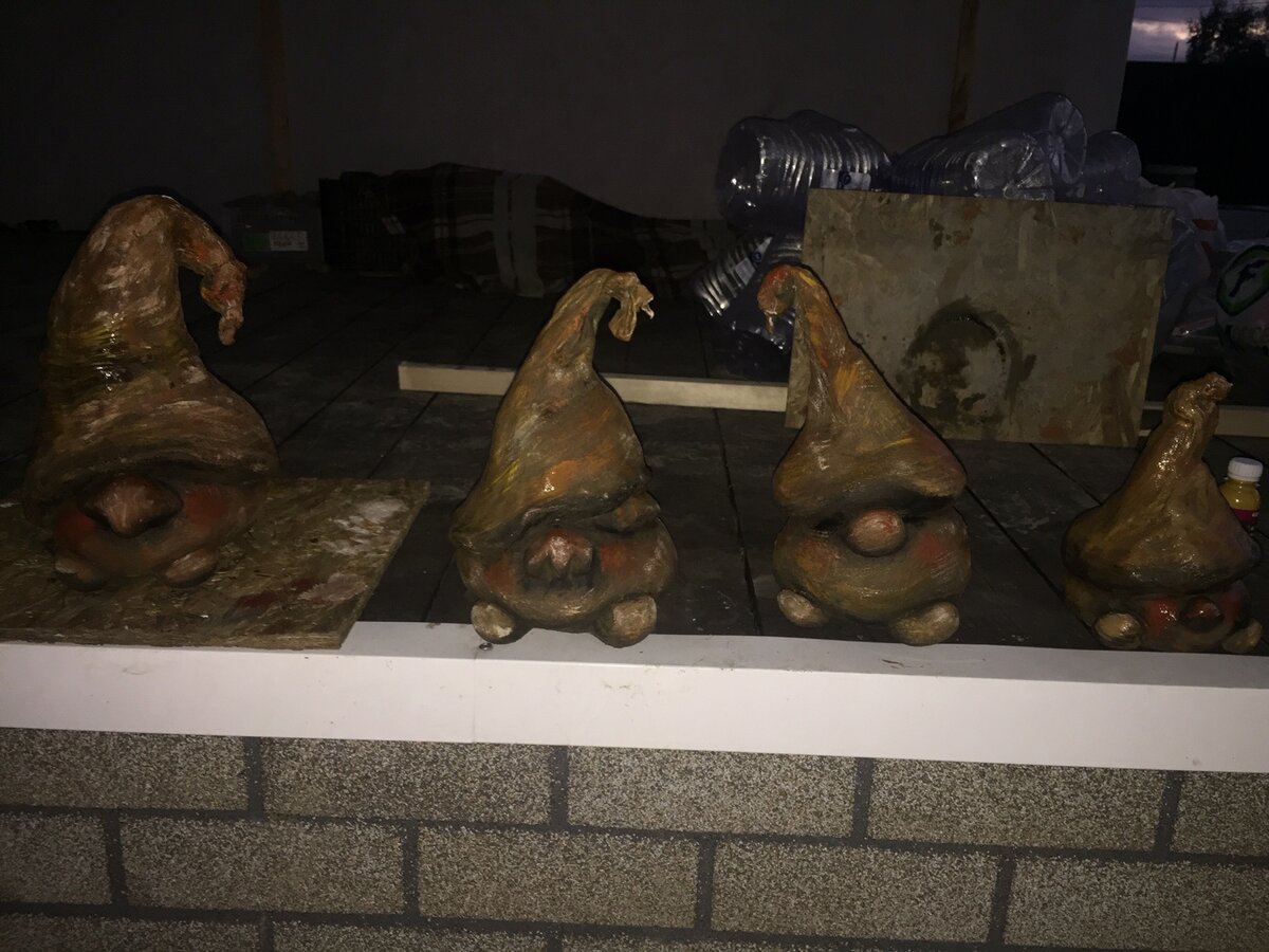 Сорри за фото, раскраска закончилась вечером. Ниже будут фото получше, просто тут они все вместе