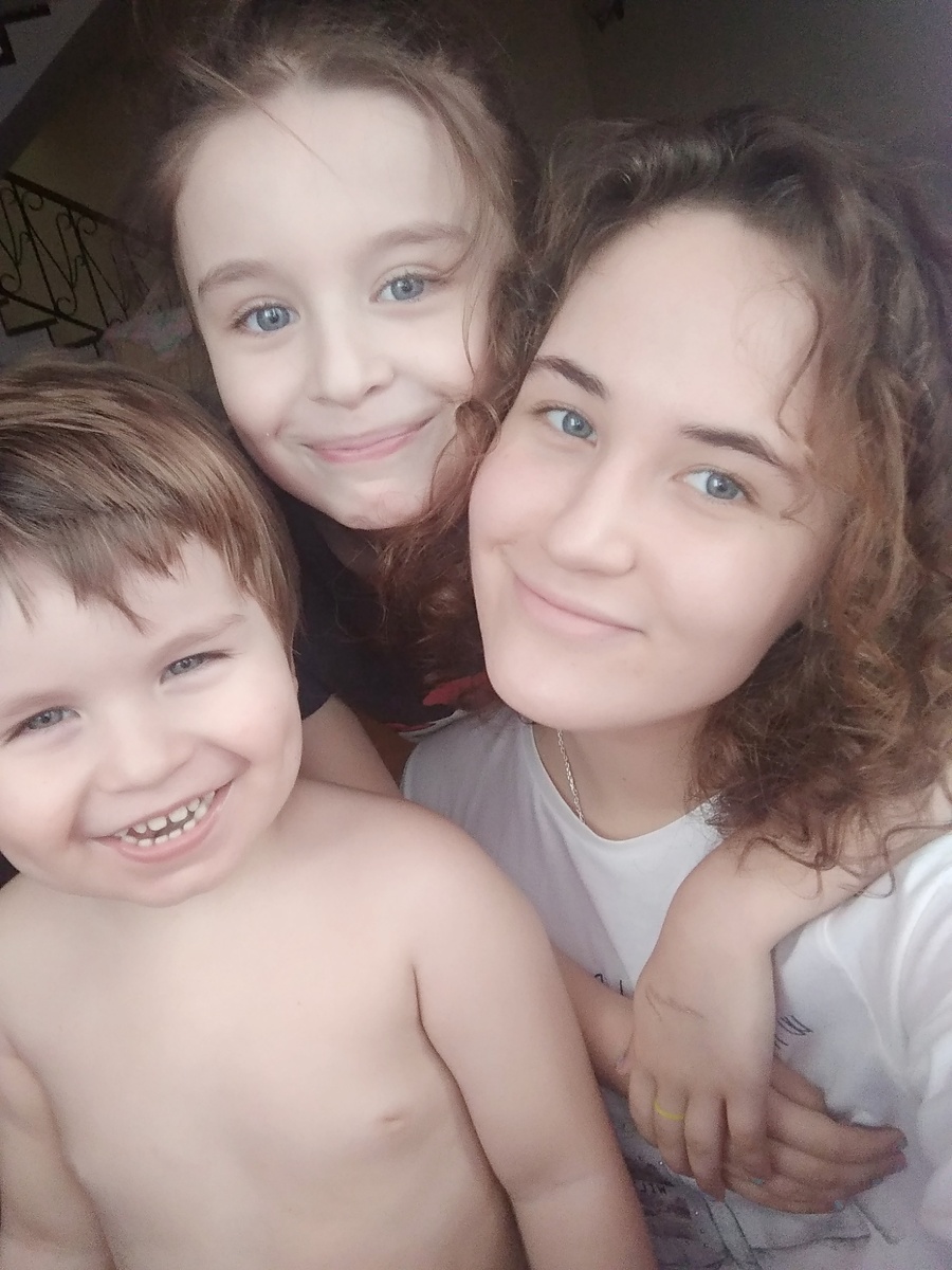 Ангелина 7л, Лео 3г