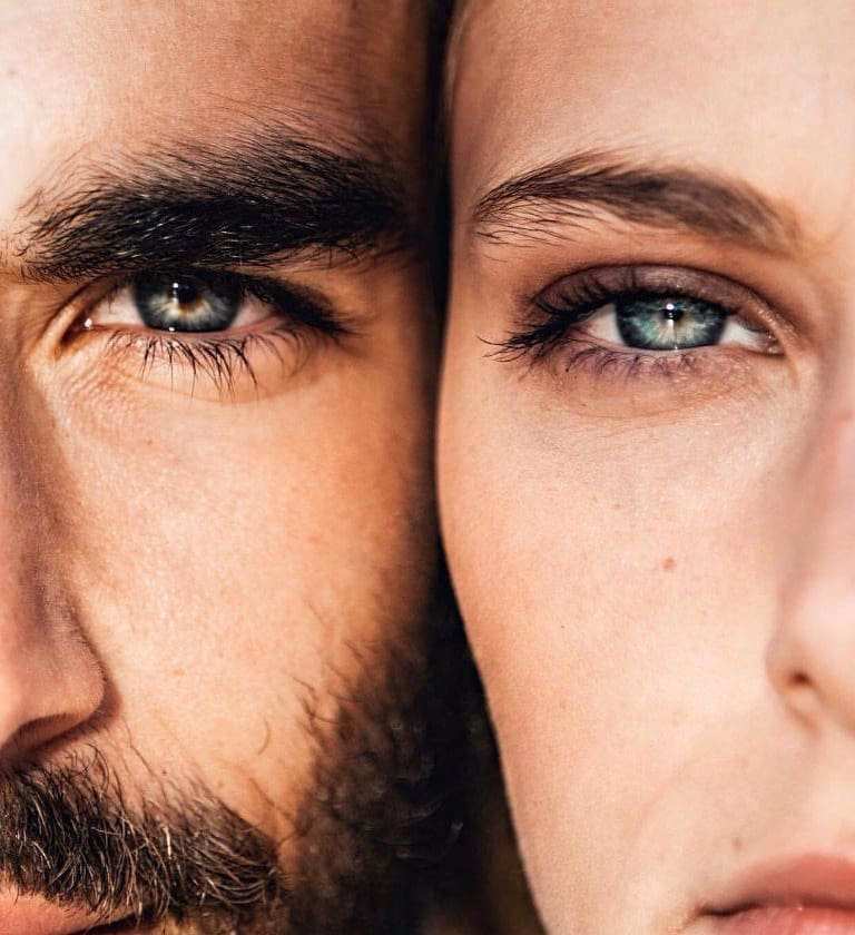 Повторяющиеся взгляды. Мужской и женский глаз. Два глаза мужские. Взгляд друг на друга. Мужской и женский взгляд.
