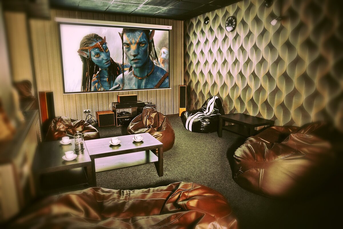 Фото из существующего "КиноКафе"