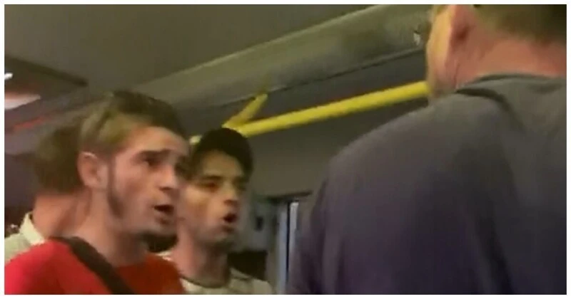 Кадр из видео. Пожилой мужчина в очках - пострадавший