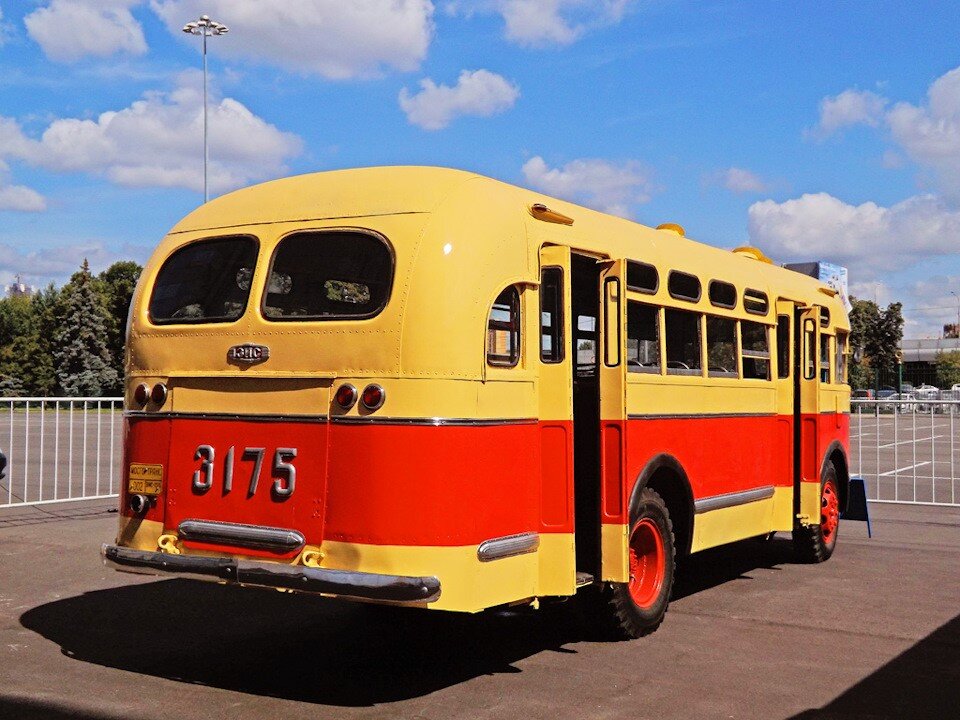 ЗиС-155 сзади. Источник фото: drive2.ru