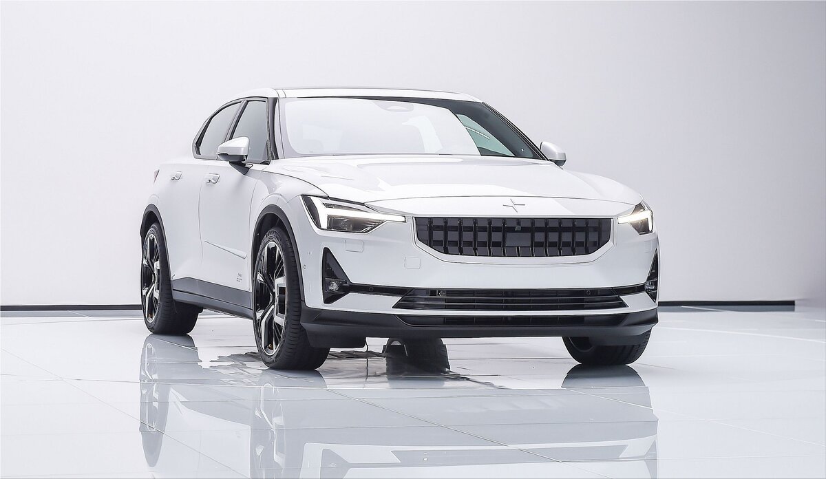 Современный электромобиль "Polestar"