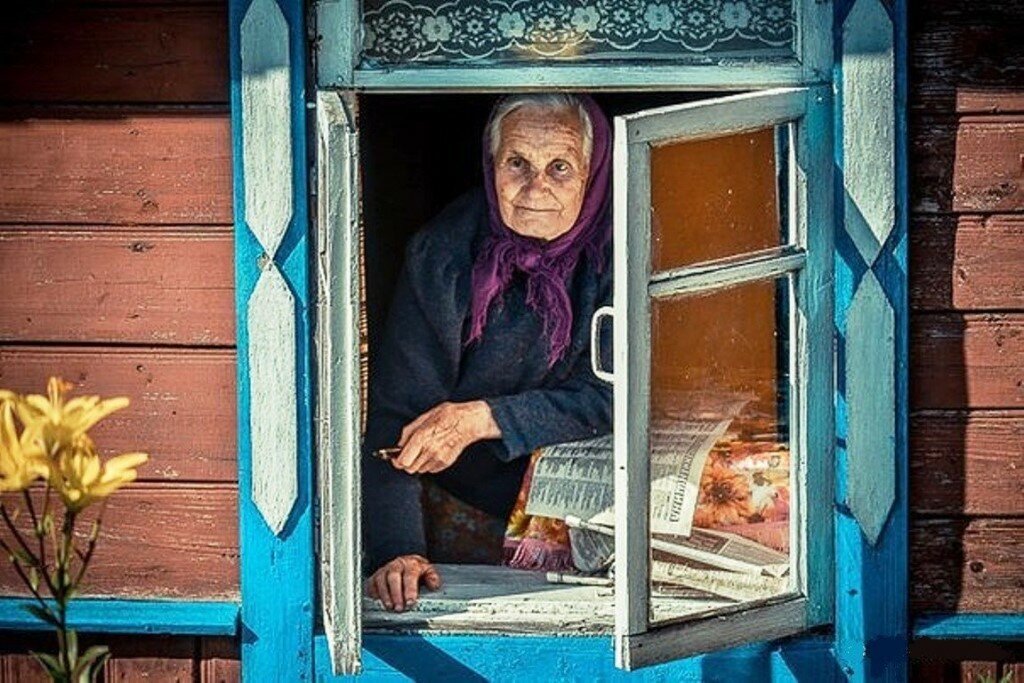 - Душа моя, вставай, на рынок пора идти. Баба Даша открыла глаза, нет её Алексея Митрофановича рядом. Это был сон. Двадцать лет прошло, как не стало её мужа, а во сне будто жизнь его продолжается.