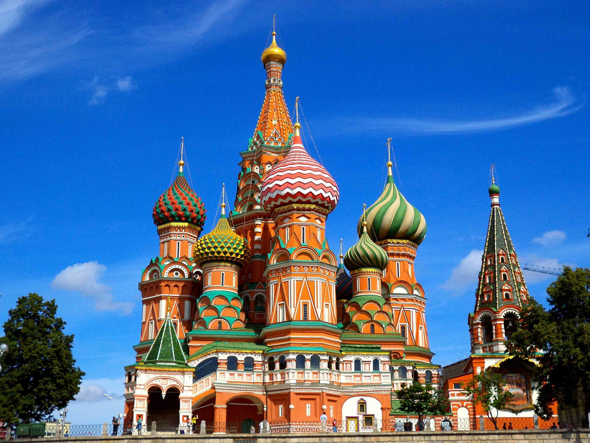 Красочный собор с яркой историей: 12 занимательных фактов о храме Василия Блаженного