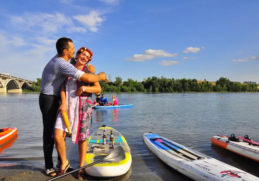 Странные личности