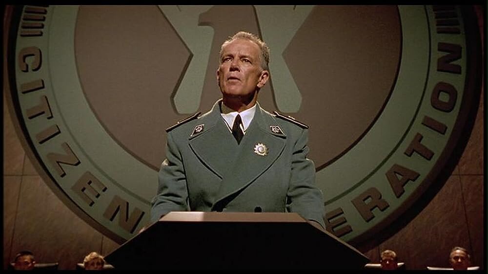 "Звездный десант", кадр из фильма.