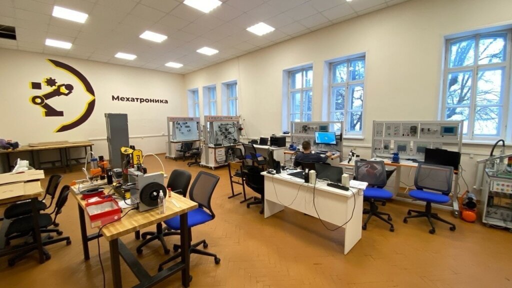 В Твери в колледже им. Коняева образовательный кластер «Мехатроника» воспитает рабочих нового поколения
