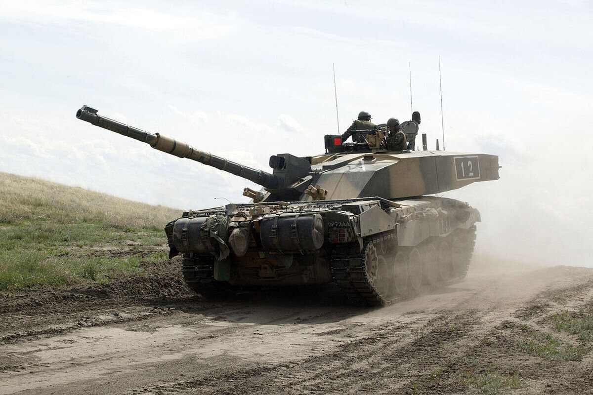 Заблудились?  башня повернулась во все стороны в полях.  фото: картинки  яндекса.