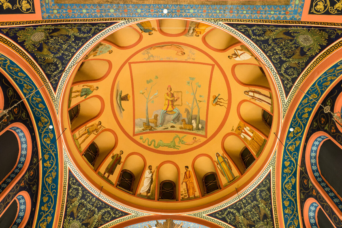 Зал «А» («Византийский зал»). Роспись свода, изображение Орфея, сцен из Книги пророка Ионы и 12 сюжетов раннехристианской живописи.