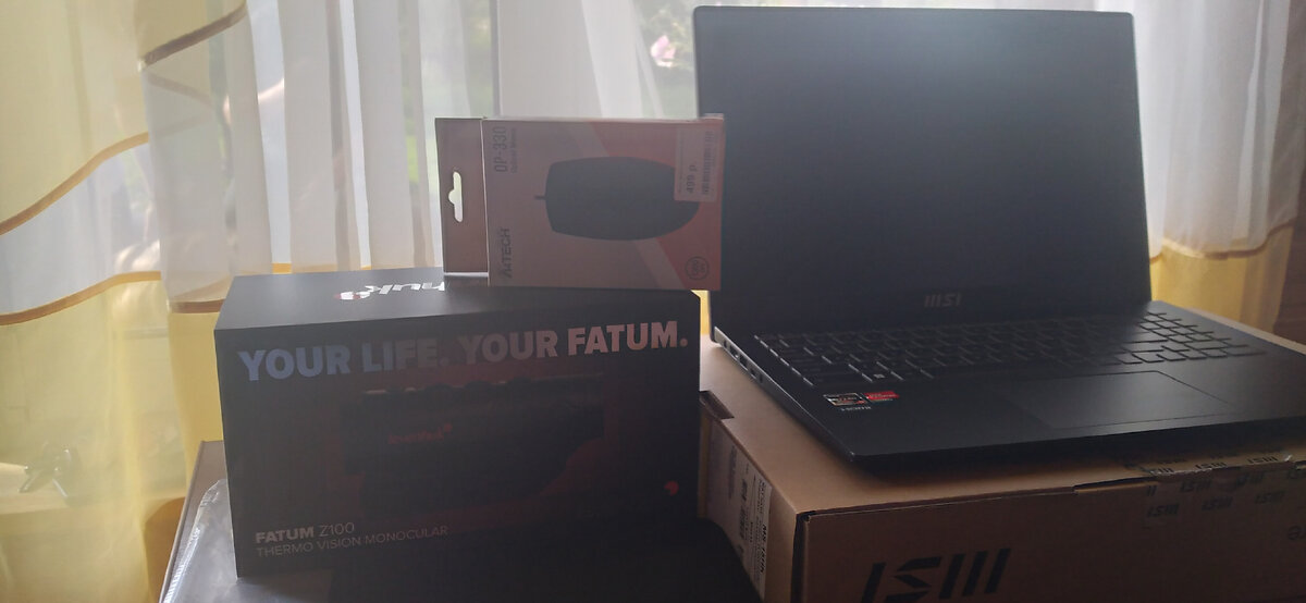 Тепловизор, ноутбук и мышь 