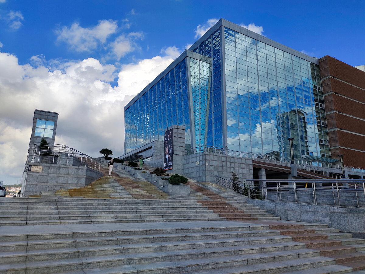 Мариинский театр во Владивостоке 