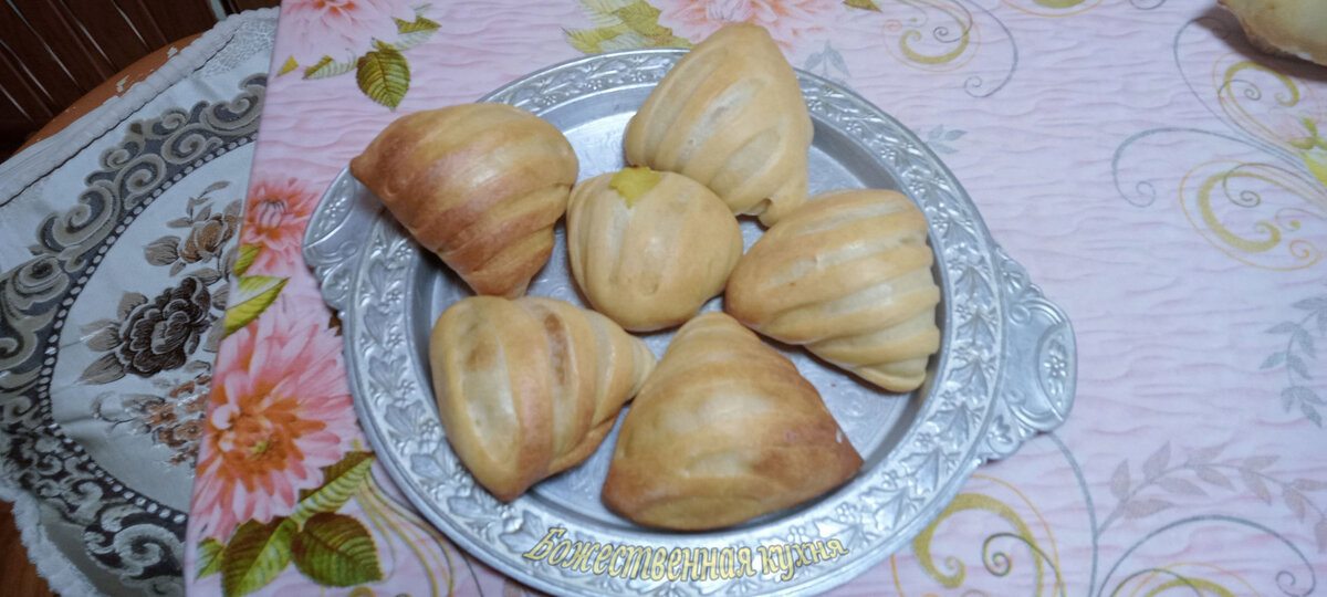 Печёные пирожки с картофелем и баклажаном 