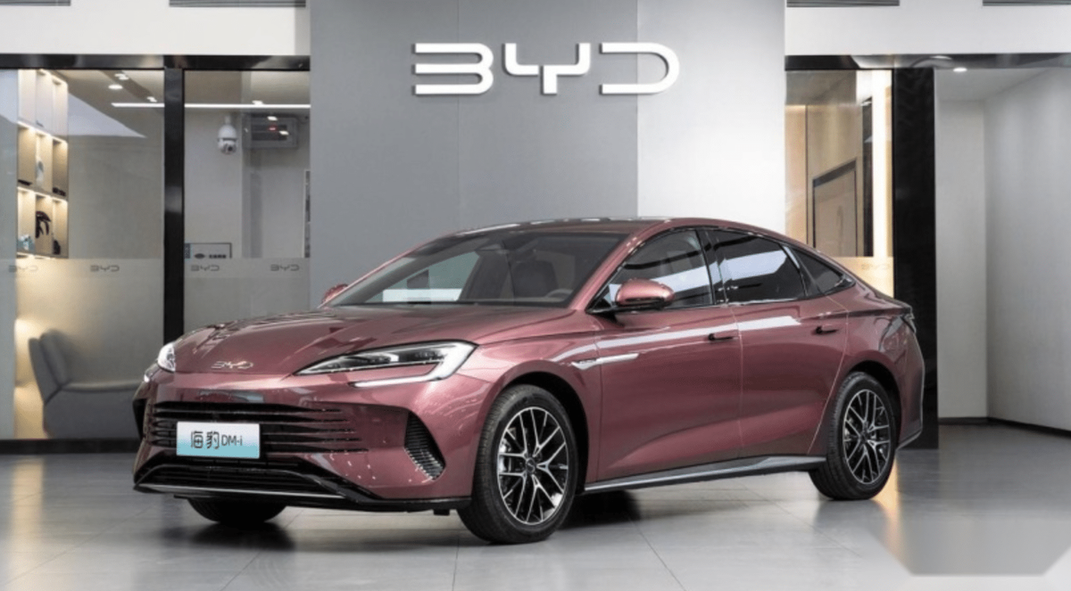 BYD Seal DM-i фото из Интернета 