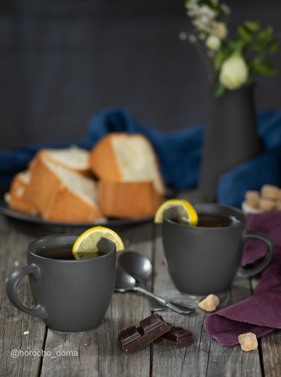 Оказывается, любящие пары быстрее набирают вес. И не важно, оформили влюбленные официально свои отношения или нет. Главное, что они живут вместе. А вот те, у кого партнер есть, но живут они отдельно, тоже прибавляют килограммов, но в 2 раза меньше.
