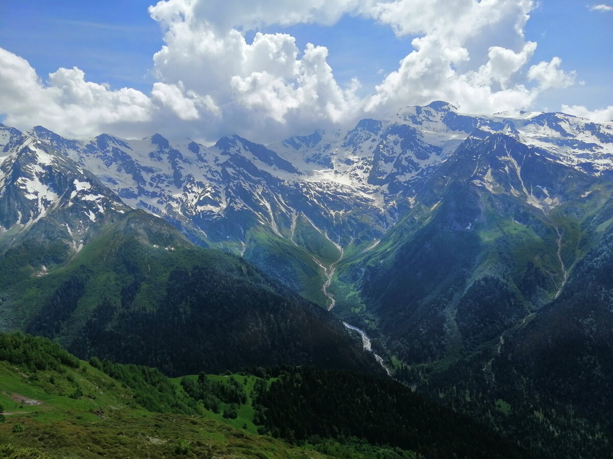 Вид с горы Мхеер