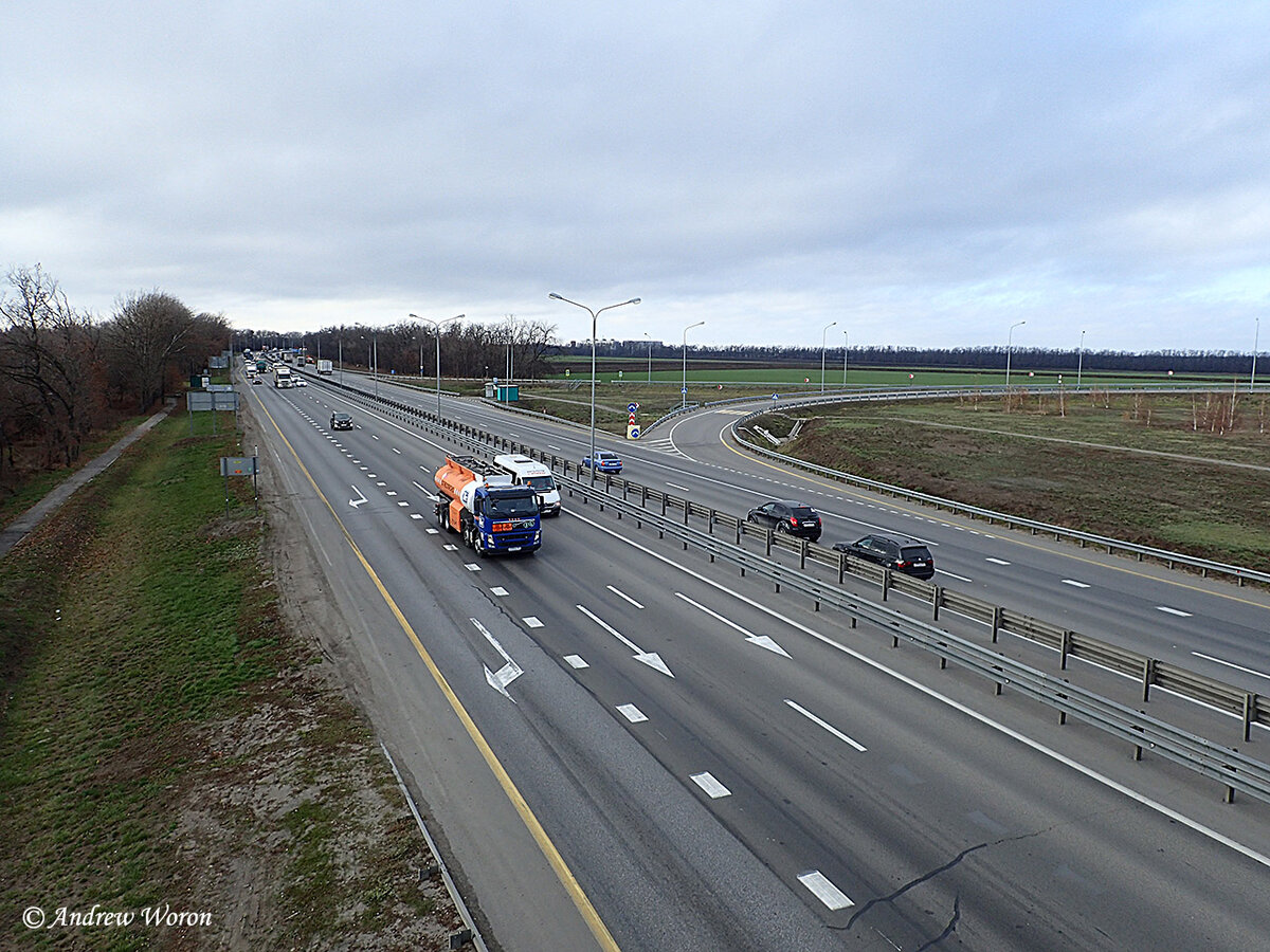 Трасса М-4 Дон, вид с Щепкинской развязки