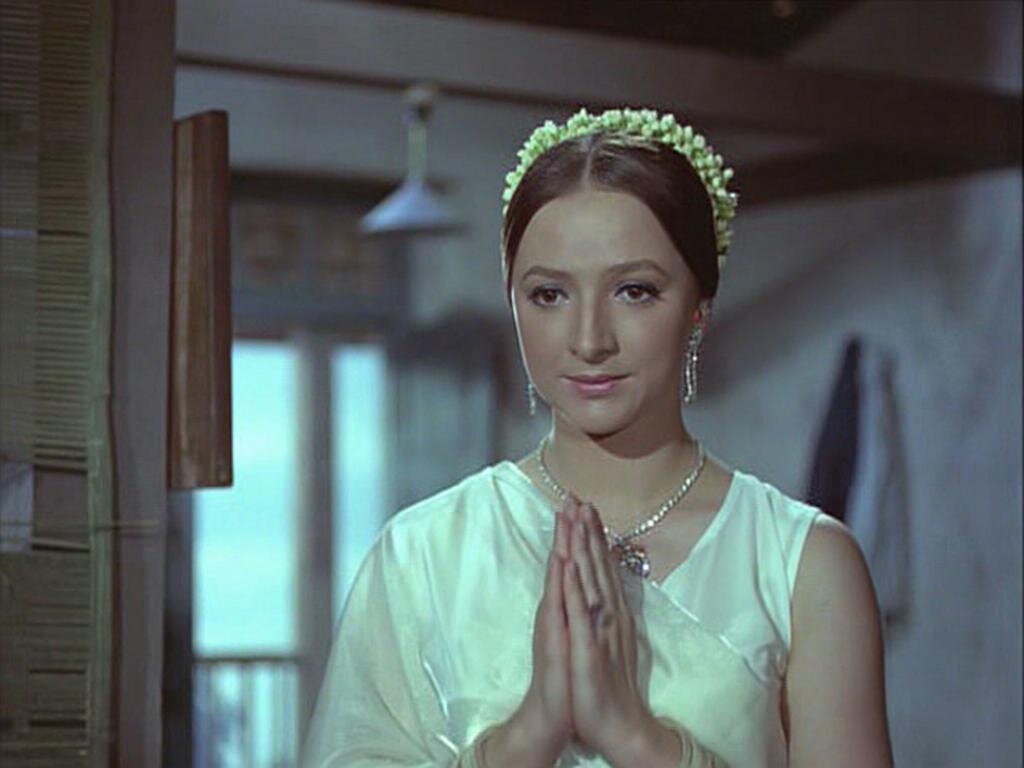 Балерина Ксения Рябинкина в фильме Раджа Капура                        "Моё имя Клоун", 1970 г